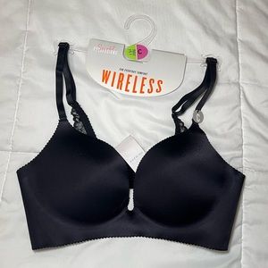 Wireless Black Push-up Bra
